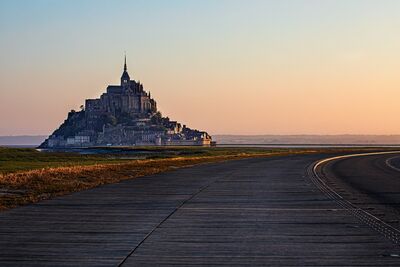 MORNING LIGHT